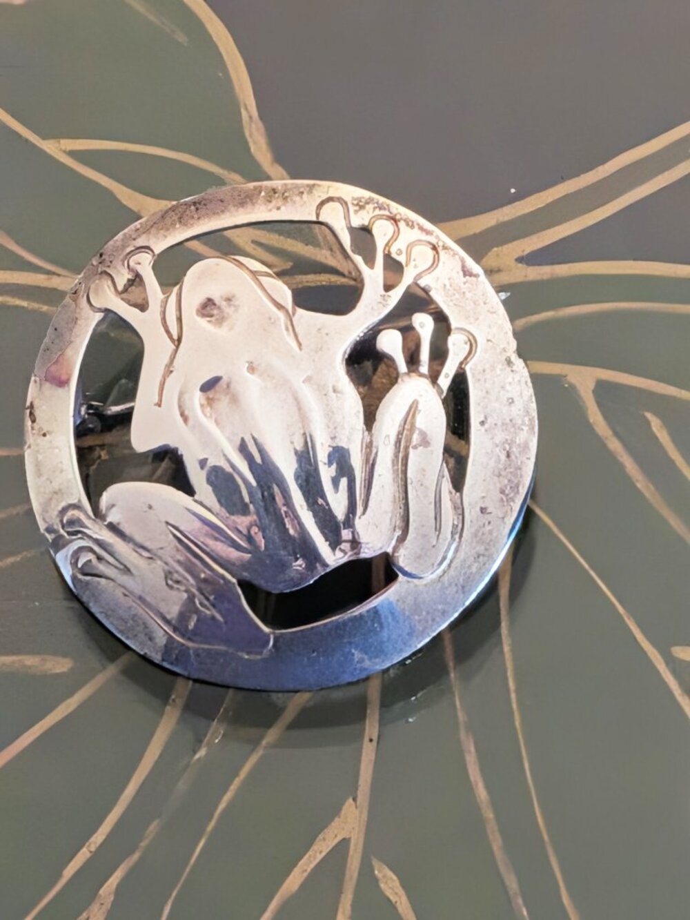Sterling Silver Frog brooch